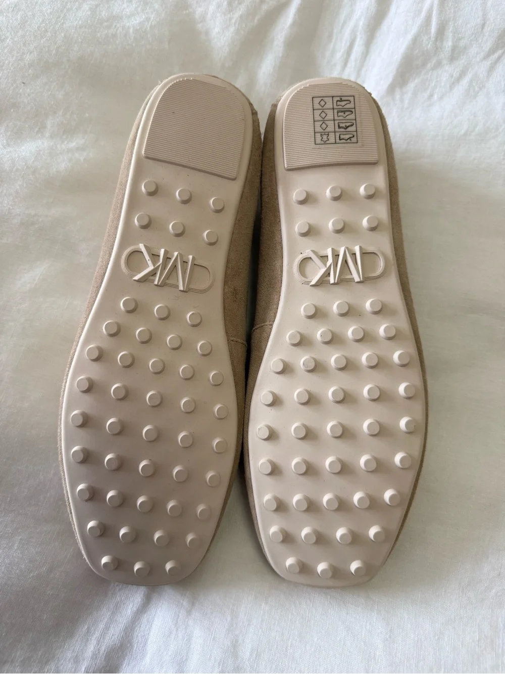 Michael Kors | Women's 8 | Eve Suede Loafer Camel Beige Tan Moccasins | EUC